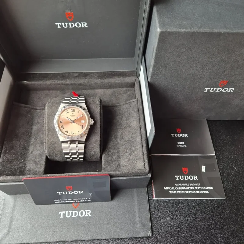 Thumb Royal Date 38 Stainless Steel / Salmon - Roman