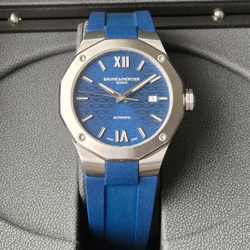 Riviera 42 Stainless Steel Blue / Rubber