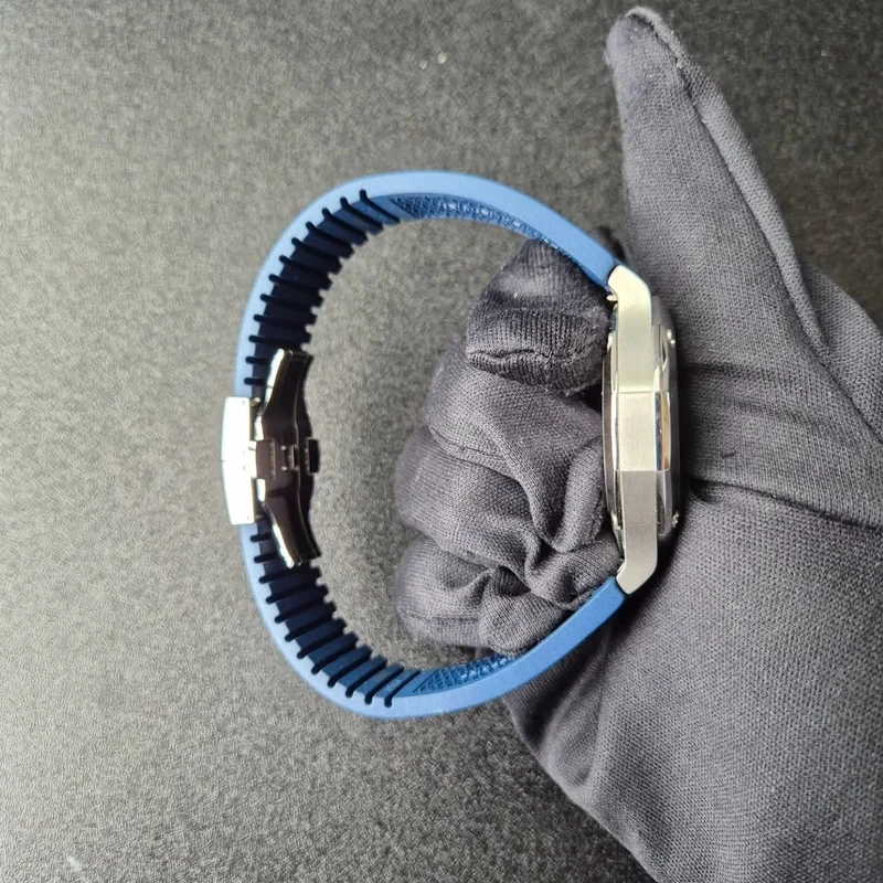 Thumb Riviera 42 Stainless Steel Blue / Rubber