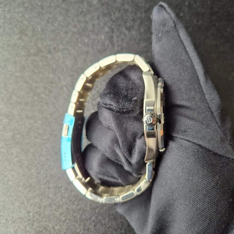 Thumb Aquaracer 300M Quartz 43 Stainless Steel / Black / Bracelet