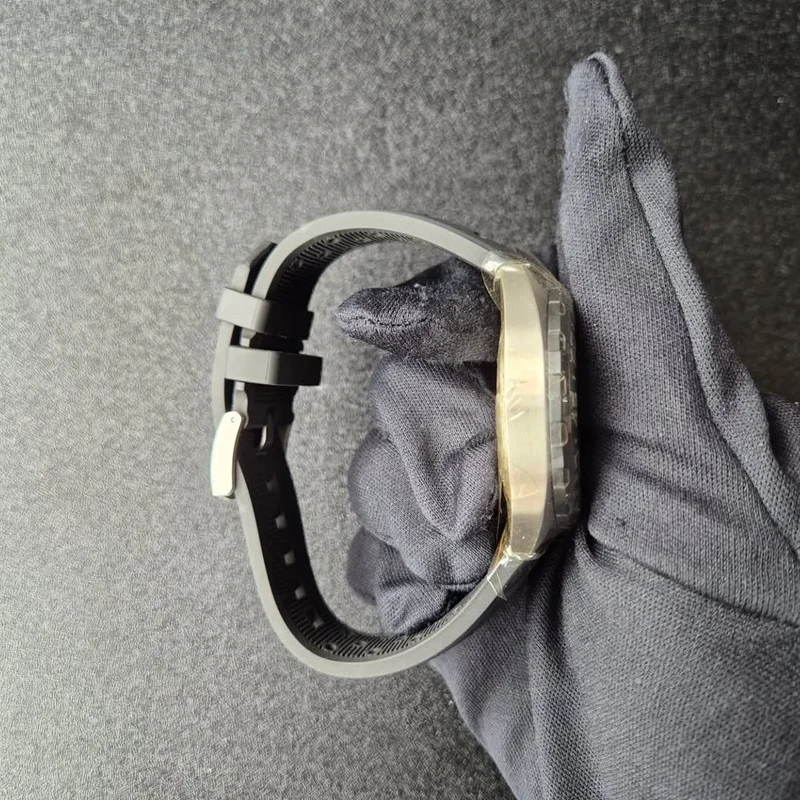 Thumb Formula 1 Quartz 41 Stainless Steel / Black / Rubber