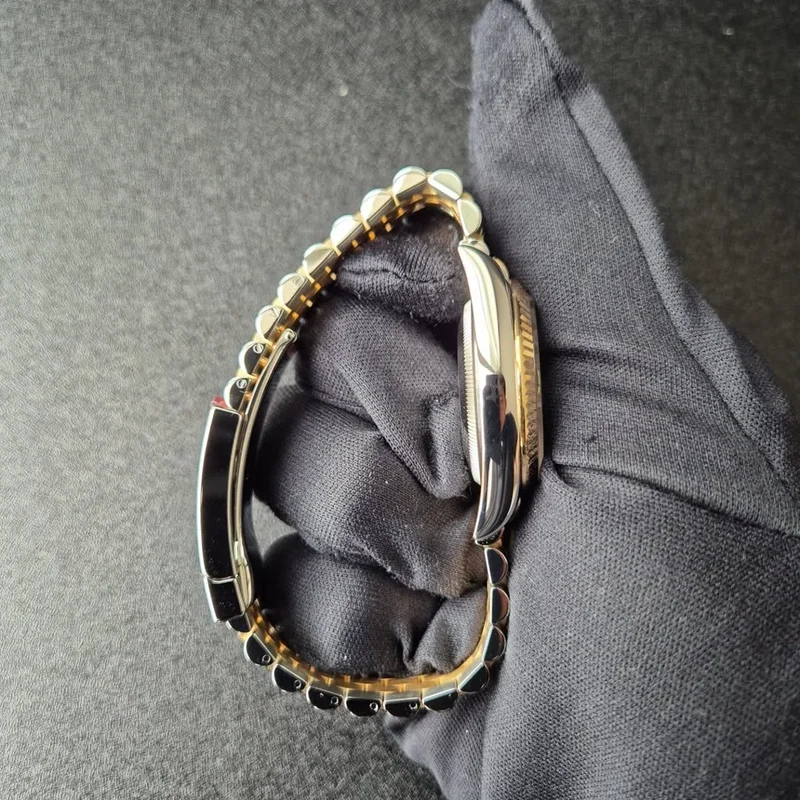 Thumb Datejust 36 Stainless Steel / Yellow Gold / Fluted / Champagne Computer / Jubilee