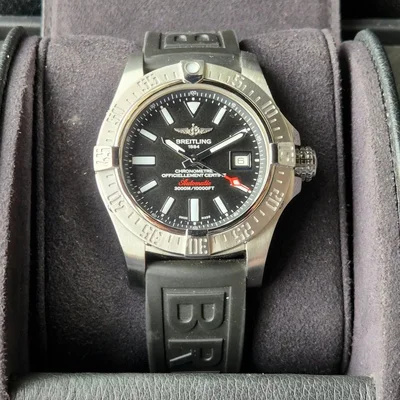 Avenger II Seawolf Stainless Steel / Volcano Black / Rubber / Pin