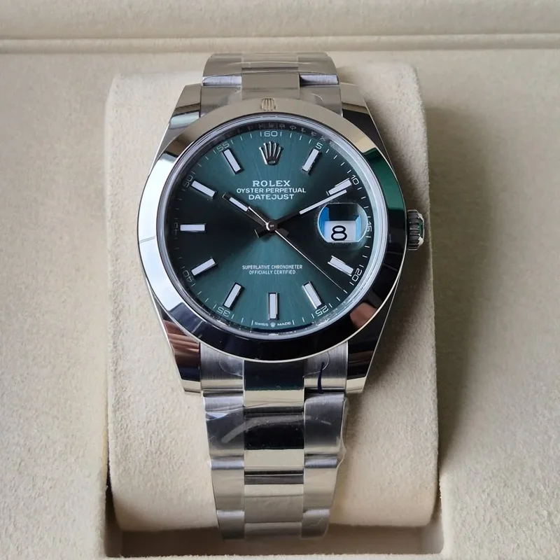 Datejust 41 Stainless Steel Smooth / Oyster / Green - Fluted