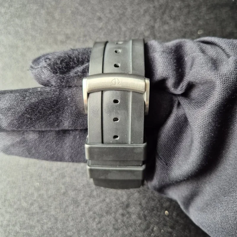 Thumb Riviera XXL Magnum Automatic Stainless Steel / Black / Rubber