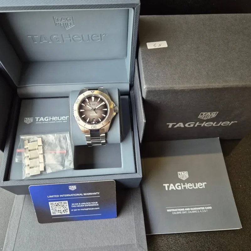 Thumb Aquaracer Professional 200 Automatic 40 Stainless Steel / Black