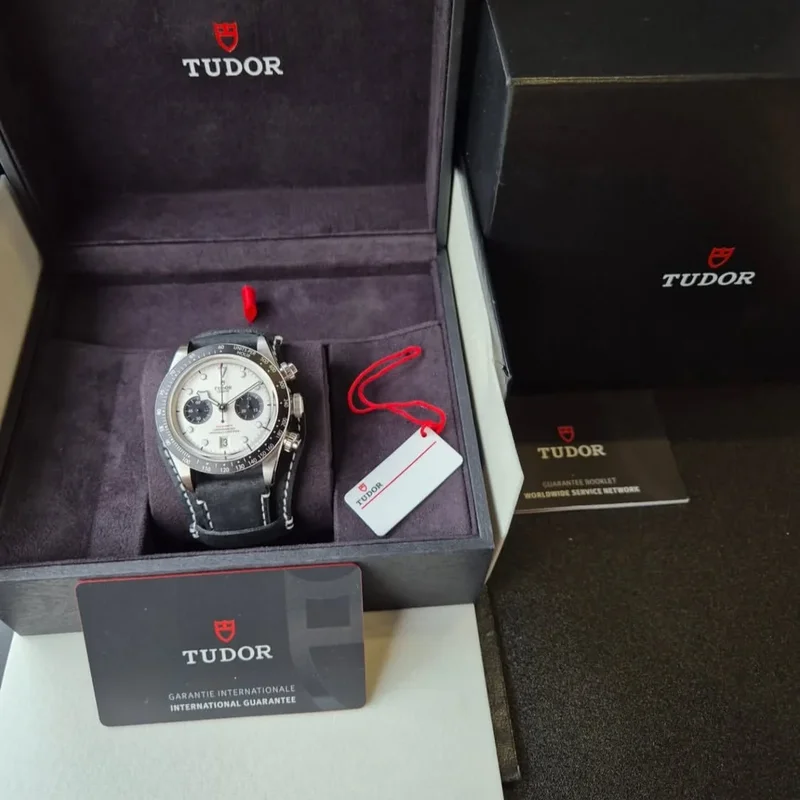 Thumb Heritage Black Bay Chronograph Panda / Bund