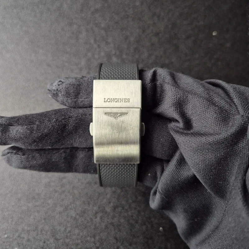 Thumb Conquest V.H.P. GMT 41 Stainless Steel / Black / Rubber