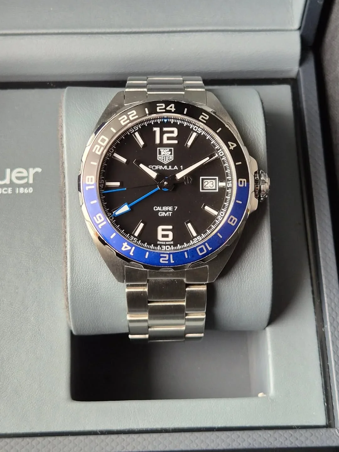 Formula 1 Calibre 7 GMT 41 Stainless Steel / Black / Bracelet