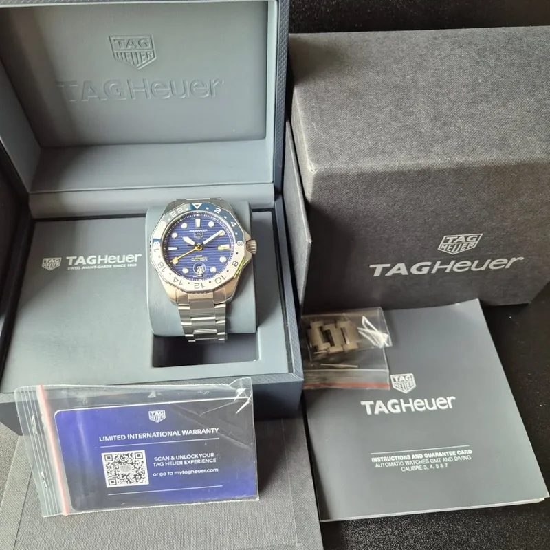 Thumb Aquaracer Professional 300 GMT Stainless Steel / Blue / Bracelet