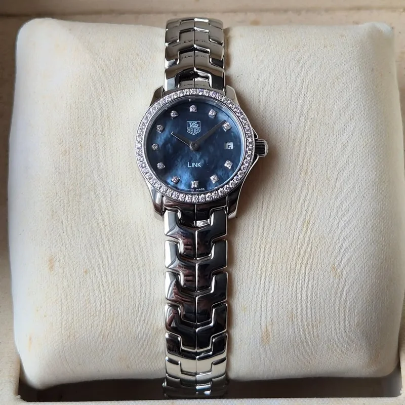 Aquaracer 300M Quartz 27 Stainless Steel / MOP - Blue Diamond / Bracelet