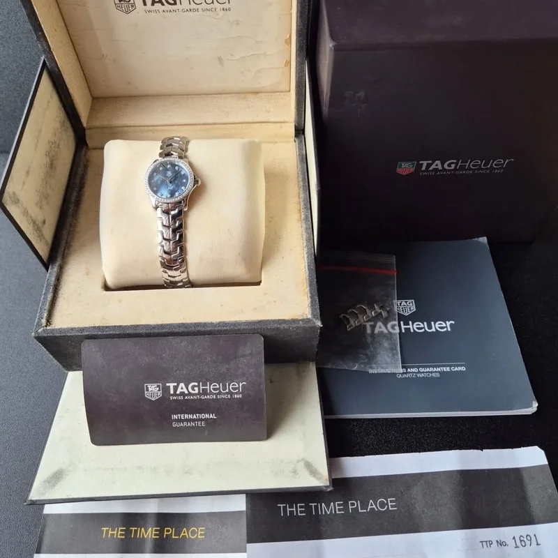 Thumb Aquaracer 300M Quartz 27 Stainless Steel / MOP - Blue Diamond / Bracelet