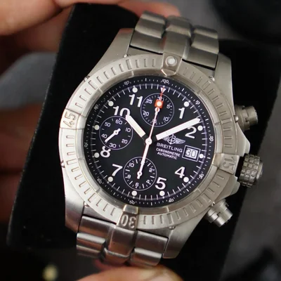 Avenger 44 Titanium Grey