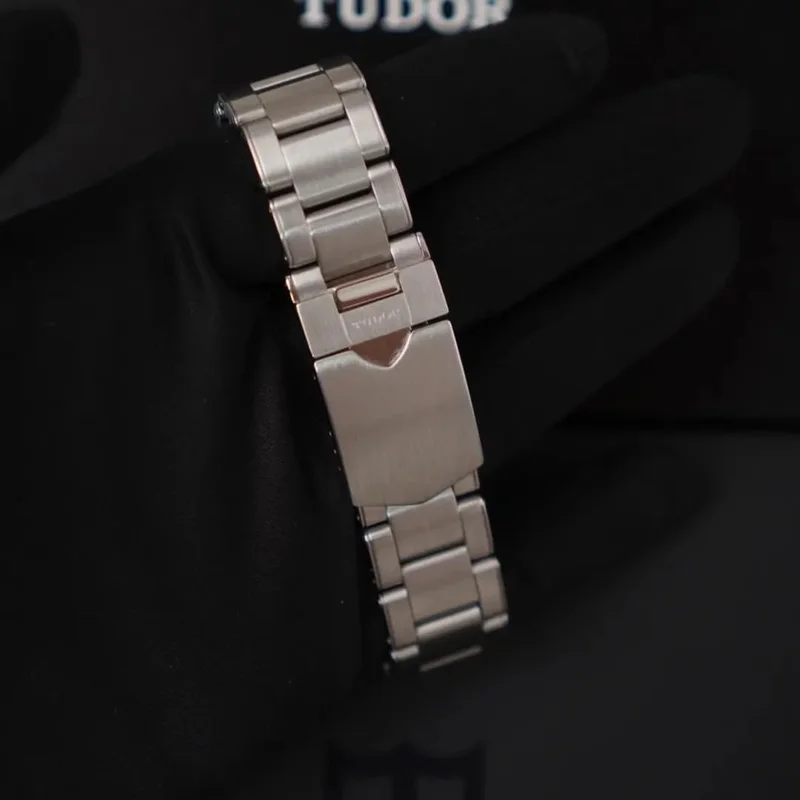 Thumb Black Bay Green Manufacture / Bracelet / Harrods