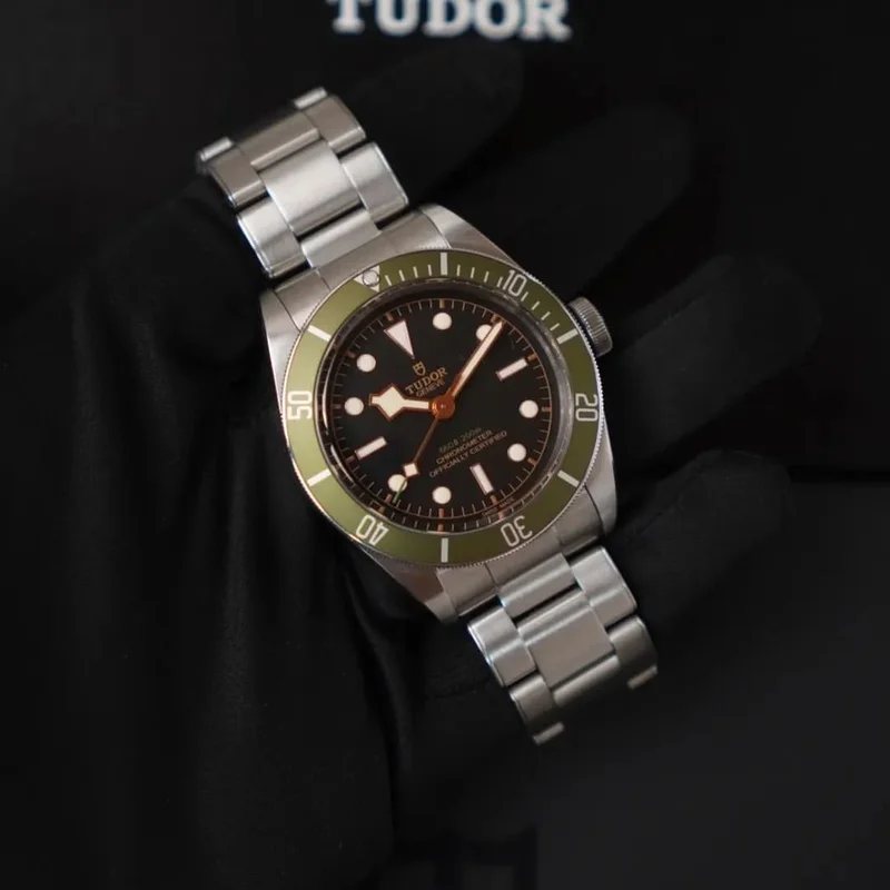 Thumb Black Bay Green Manufacture / Bracelet / Harrods