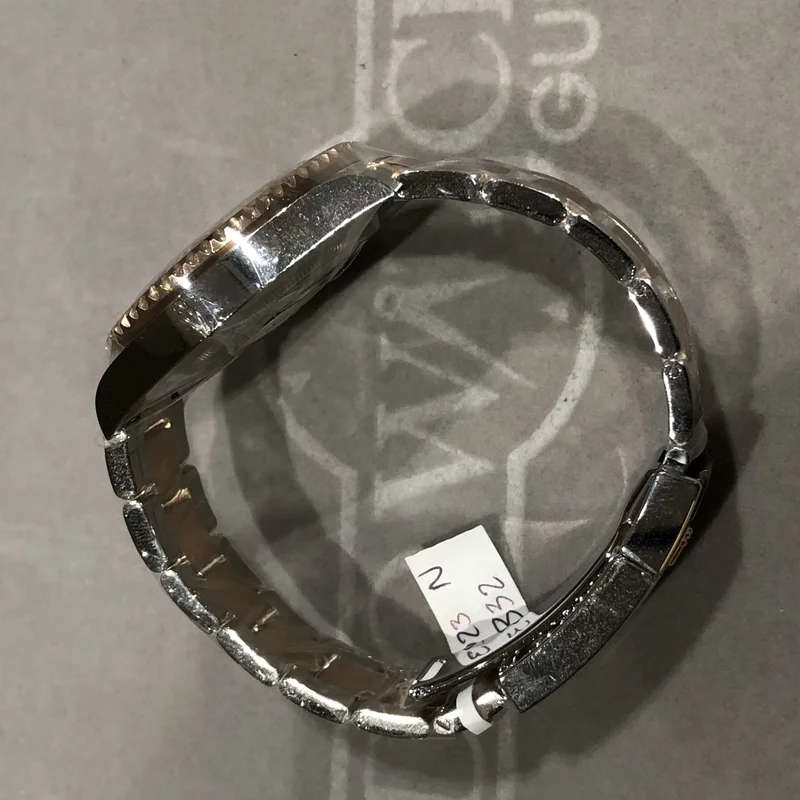 Thumb GMT-Master II Stainless Steel / Everose / CHNR / Oyster