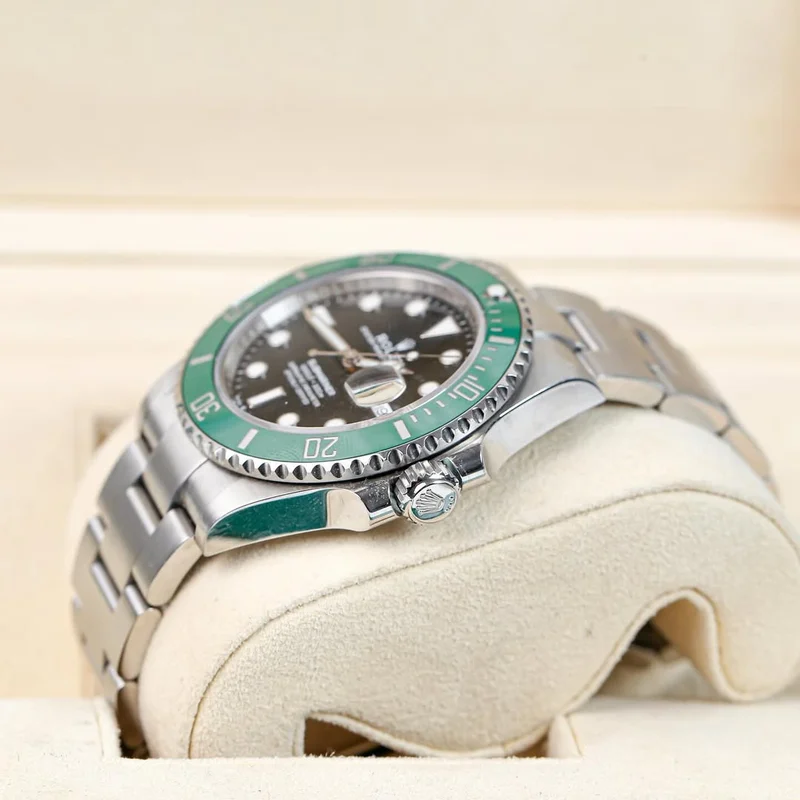 Thumb Submariner Date 41 Stainless Steel / Black / Green Cerachrom