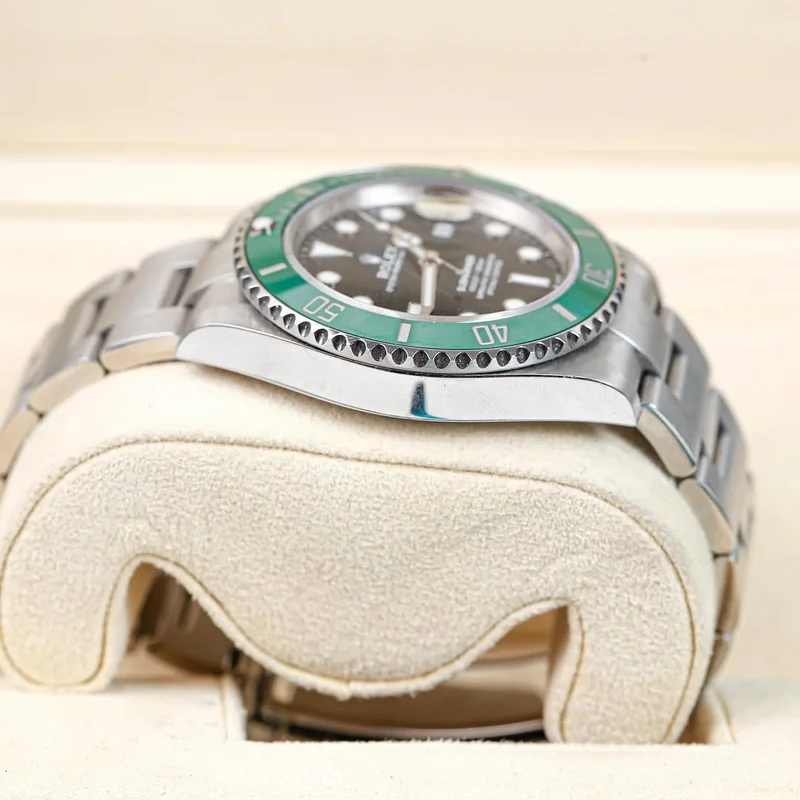 Thumb Submariner Date 41 Stainless Steel / Black / Green Cerachrom