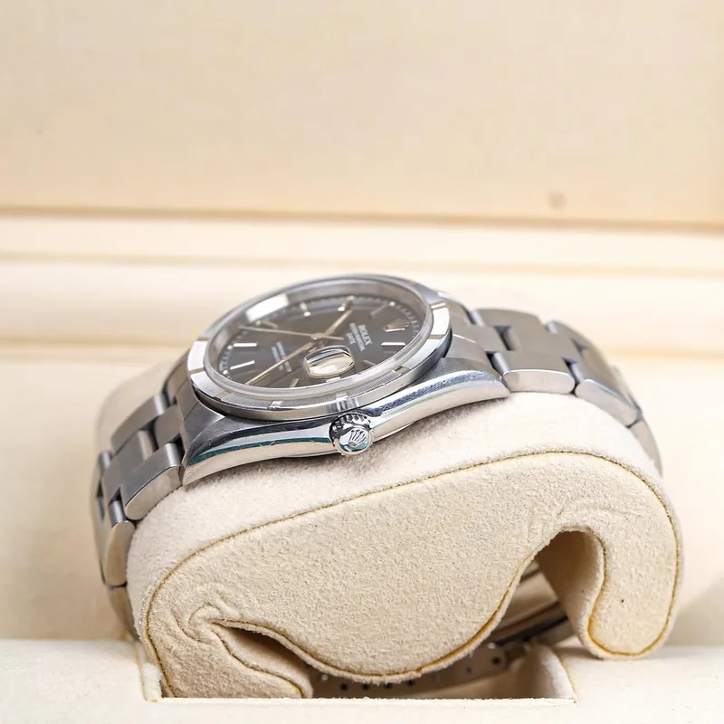 Thumb Rolex Oyster Perpetual Date 34 15210