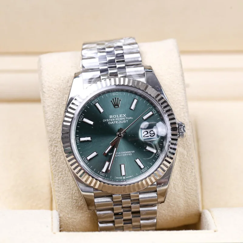 Datejust 41 Stainless Steel - Fluted / Green / Jubilee