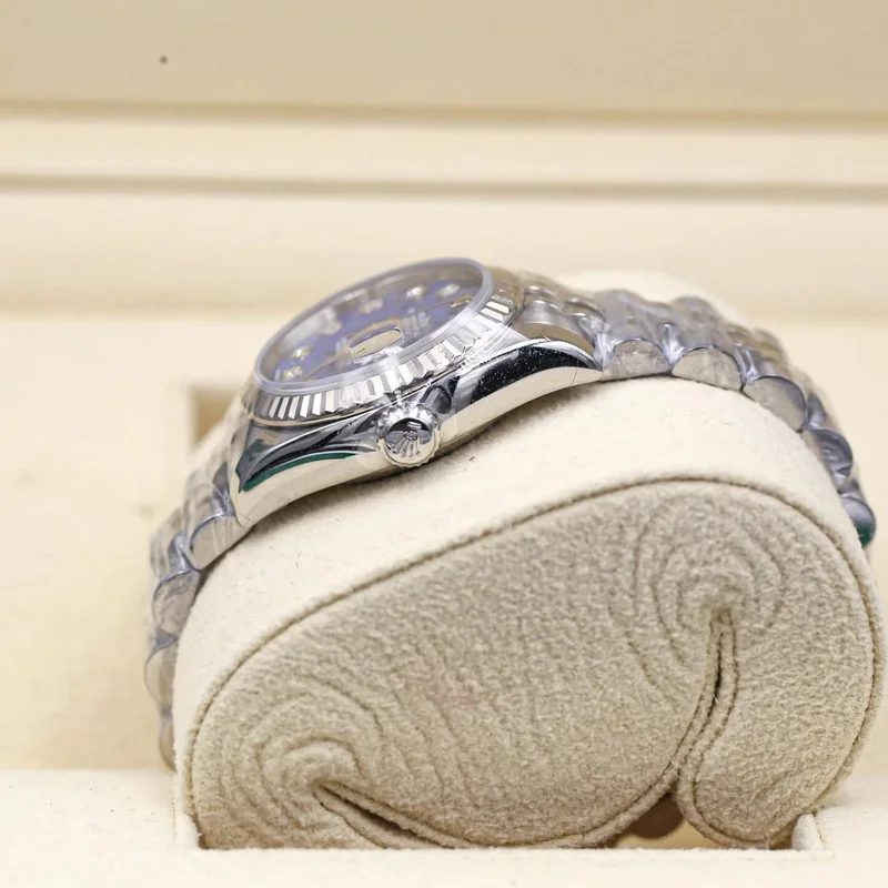 Thumb Lady-Datejust 26 Fluted Blue Diamonds Jubilee