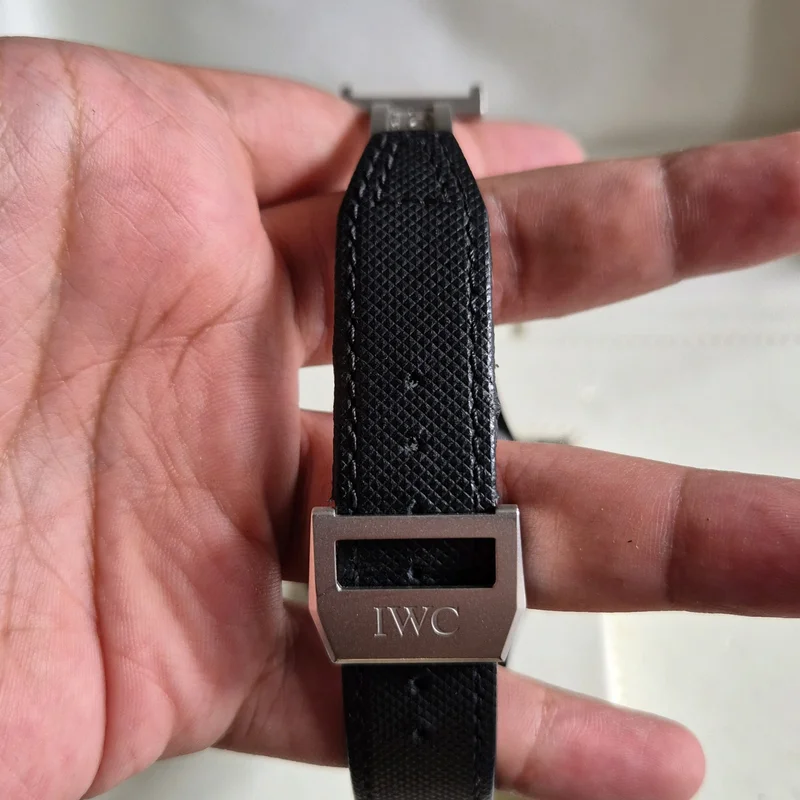 Thumb Pilot’s Watch Top Gun Chronograph