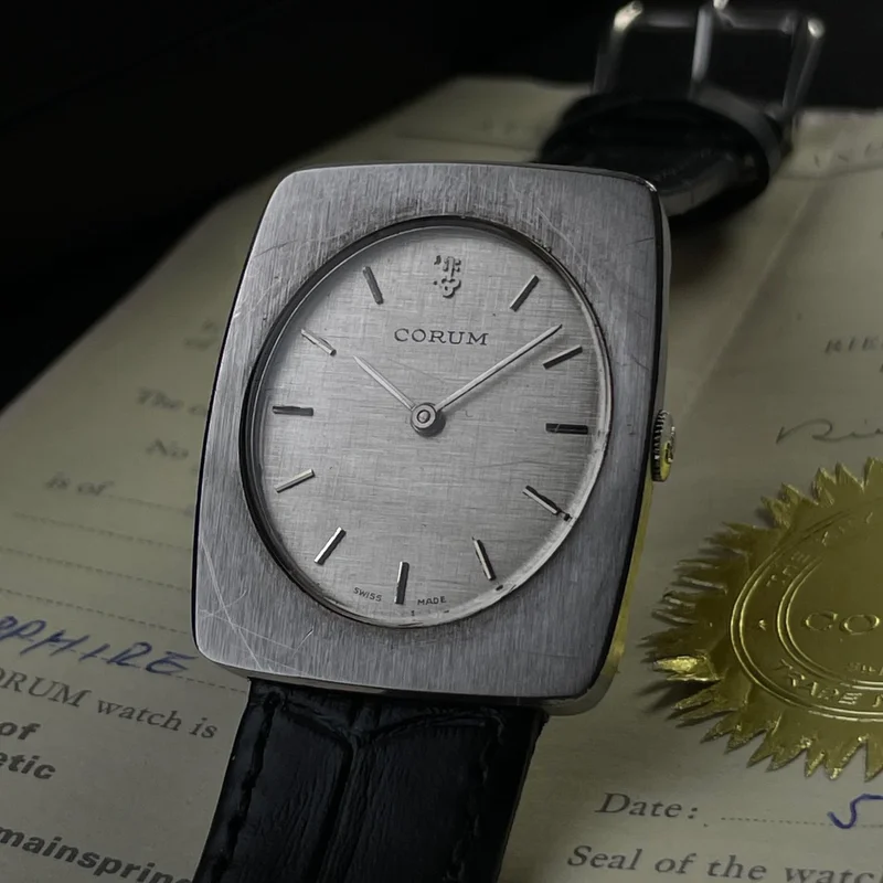 Thumb CORUM Rectangular
