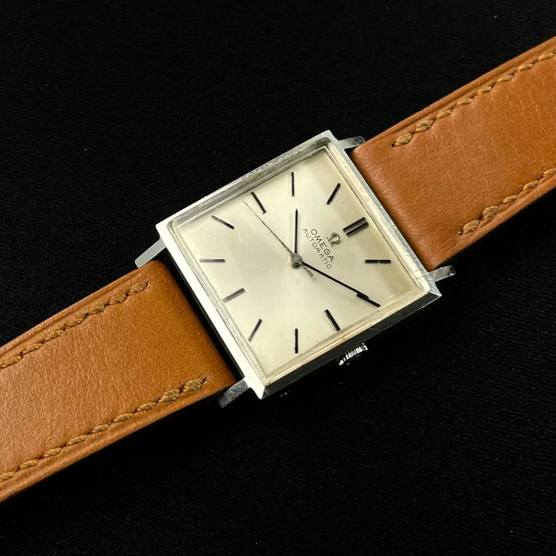 Thumb OMEGA Square Tank Automatic 161.014