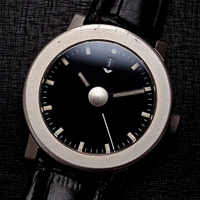 VENTURA V-Matic by HANNES WETTSTEIN