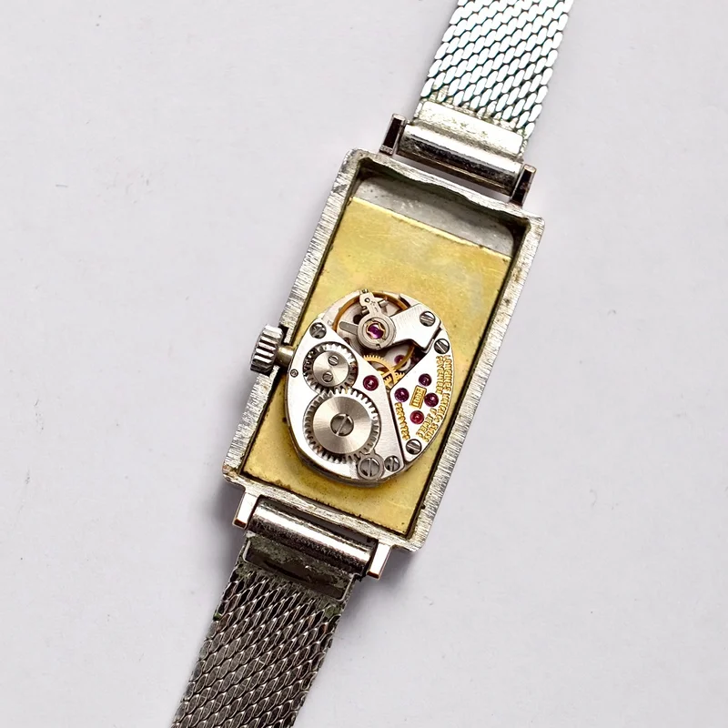 Thumb 1970 LONGINES  by SERGE MANZON Asymmetry manual