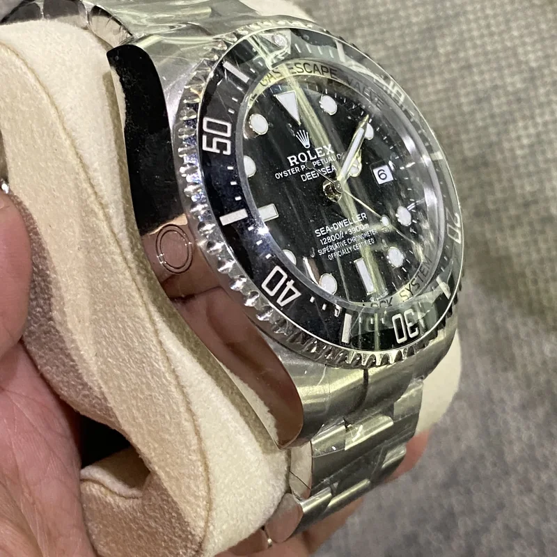 Thumb Sea-Dweller Deepsea