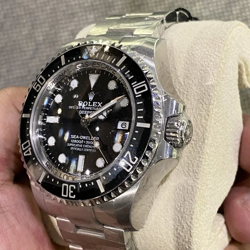 Thumb Sea-Dweller Deepsea