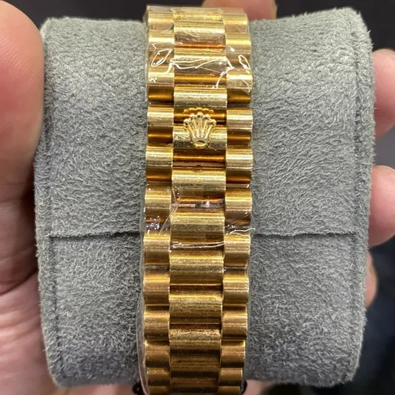 Thumb Day-Date 36 Yellow Gold Fluted / President / Champagne Diamonds