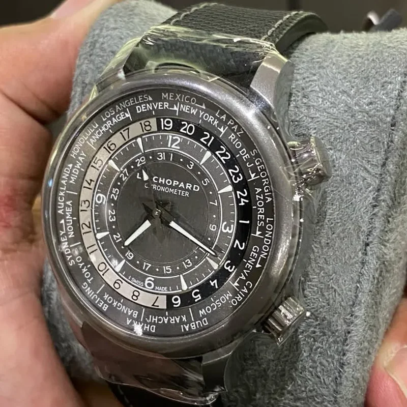 Thumb L.U.C Time Traveler One Black