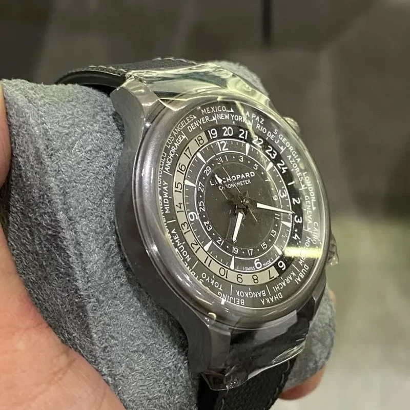Thumb L.U.C Time Traveler One Black