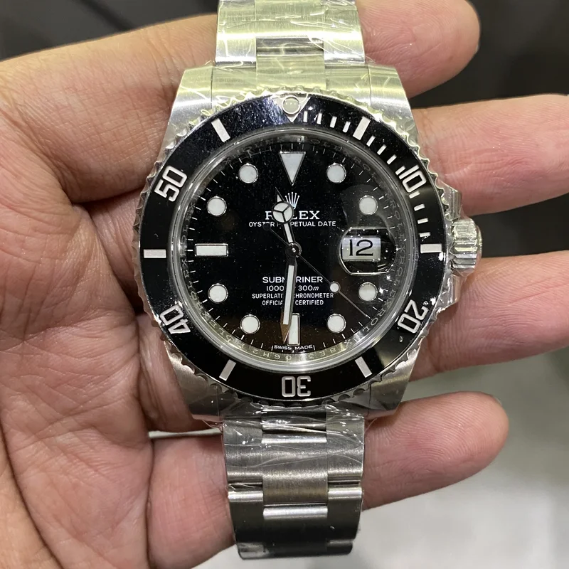 Submariner Date Stainless Steel / Black / Cerachom