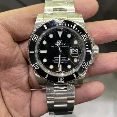 Submariner Date Stainless Steel / Black / Cerachom