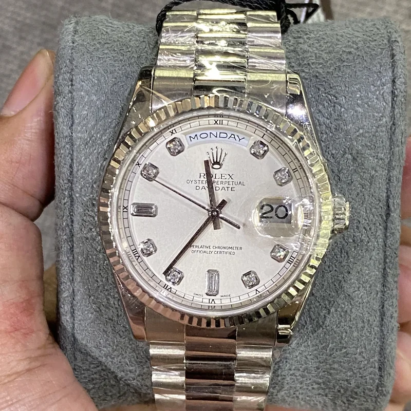 Day-Date 36 White Gold Fluted / President / Silver Diamond