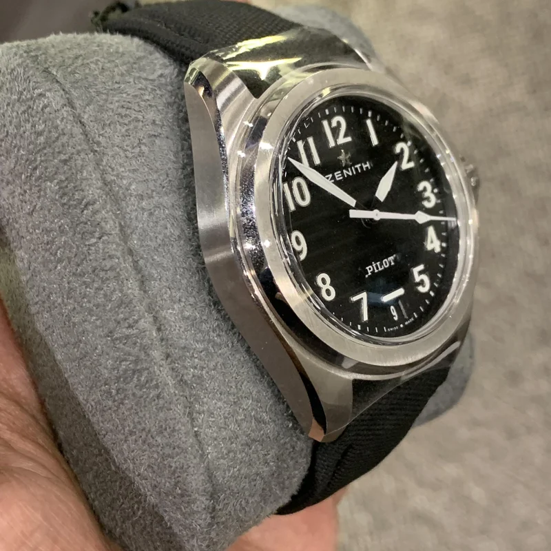 Thumb PILOT Automatic Stainless Steel / Black