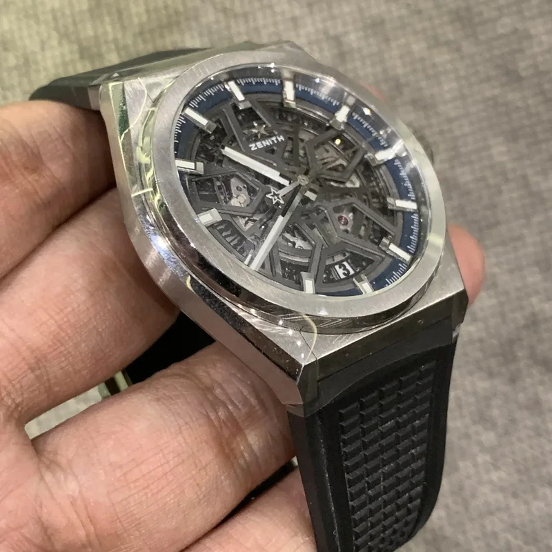 Thumb Defy Classic Titanium / Skeleton / Rubber