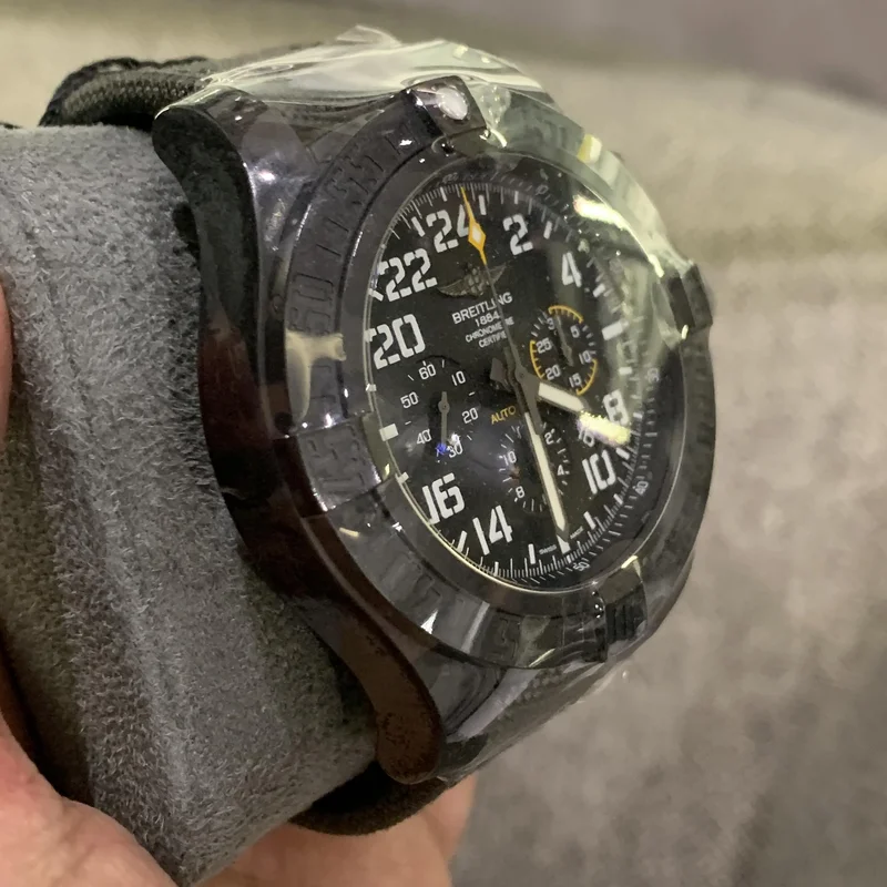 Thumb Avenger Hurricane 24H Breitlight / Volcano Black / Military / Pin