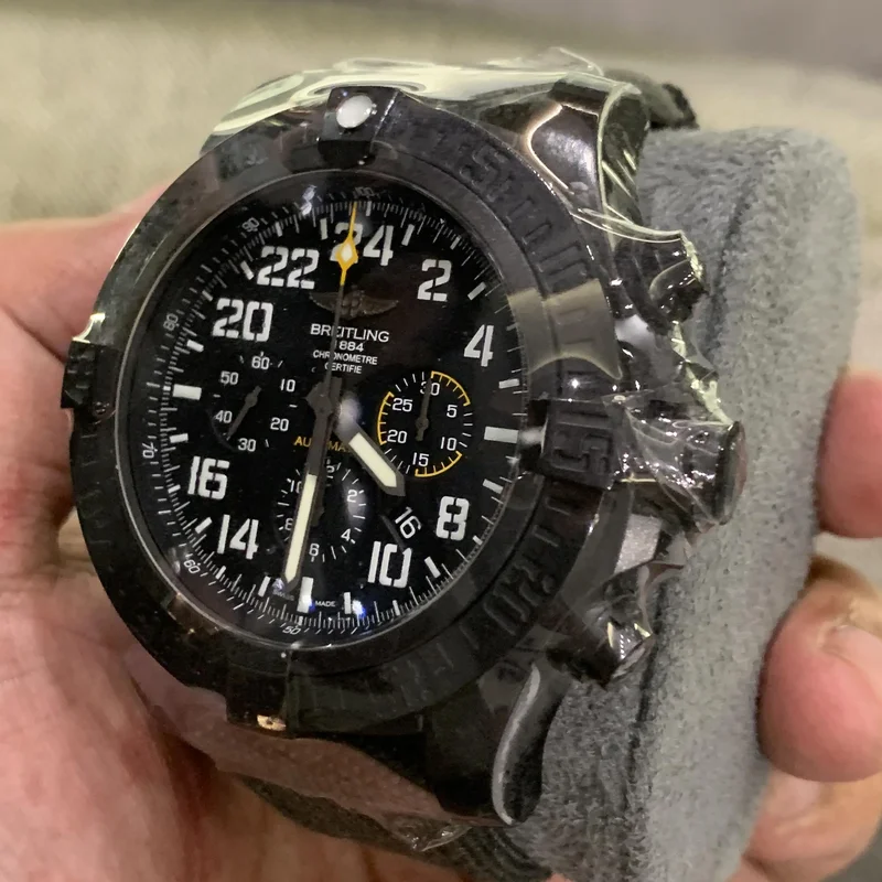 Thumb Avenger Hurricane 24H Breitlight / Volcano Black / Military / Pin