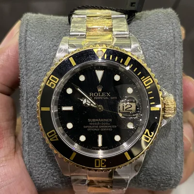 Submariner Date 16613 Black Superluminova