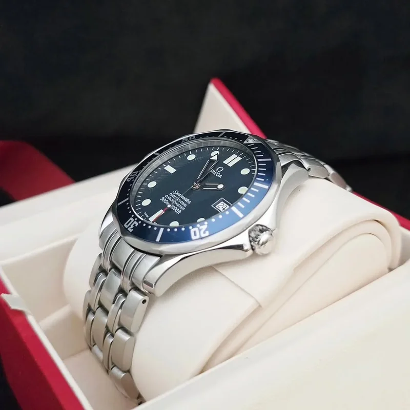 Thumb Seamaster Diver 300M Automatic 41 Stainless Steel / Blue / Bracelet / James Bond