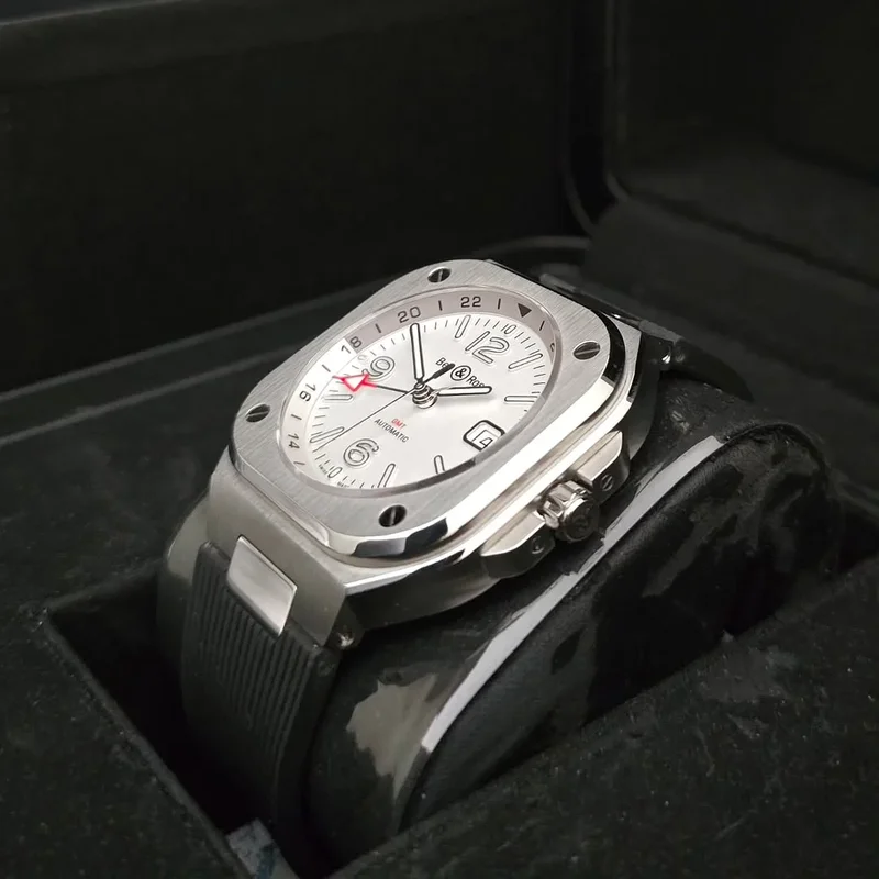 Thumb BR 05 GMT White