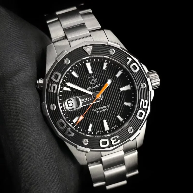 Aquaracer 500M Quartz 43 Stainless Steel / Black / Bracelet