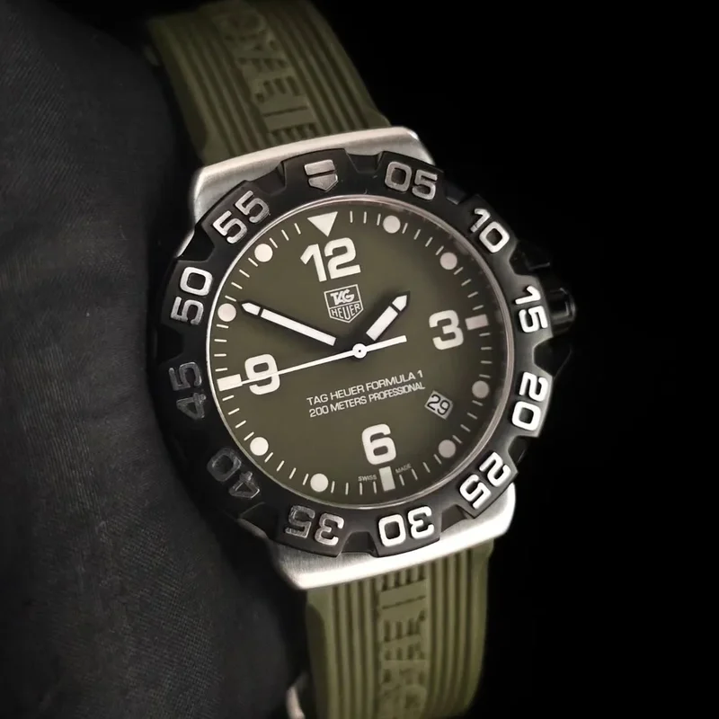 Formula 1 Quartz 41 Stainless Steel / Green / Rubber