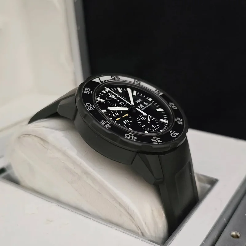 Thumb Aquatimer Chronograph Stainless Steel / Black / Rubber / Galapagos Islands