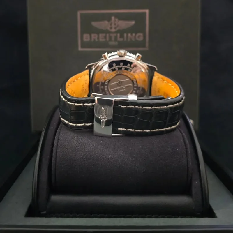 Thumb Navitimer 01 43 Stainless Steel / Black Arabic / Calf / Pin