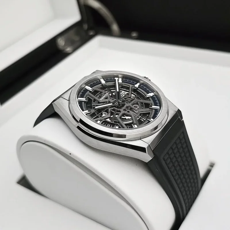 Thumb Defy Classic Titanium / Skeleton / Rubber